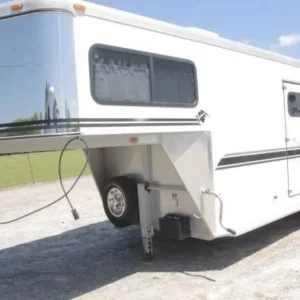 1999 Sundowner 2 horse gooseneck trailer