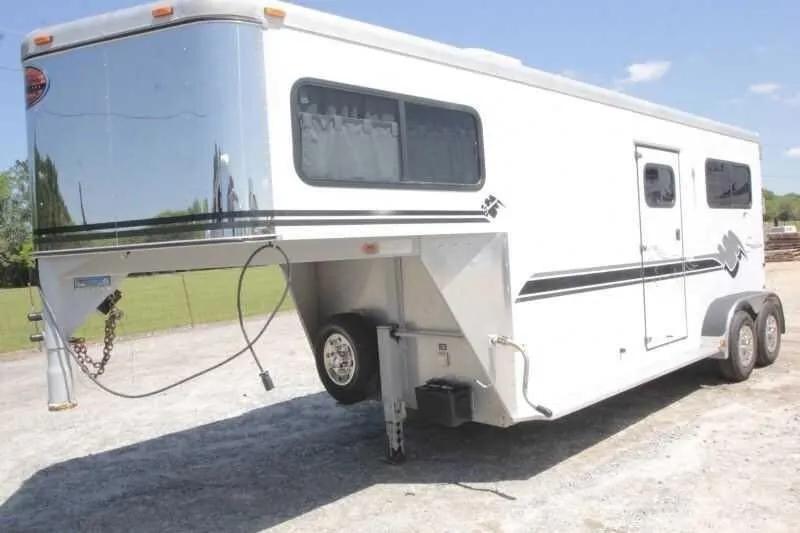 1999 Sundowner 2 horse gooseneck trailer