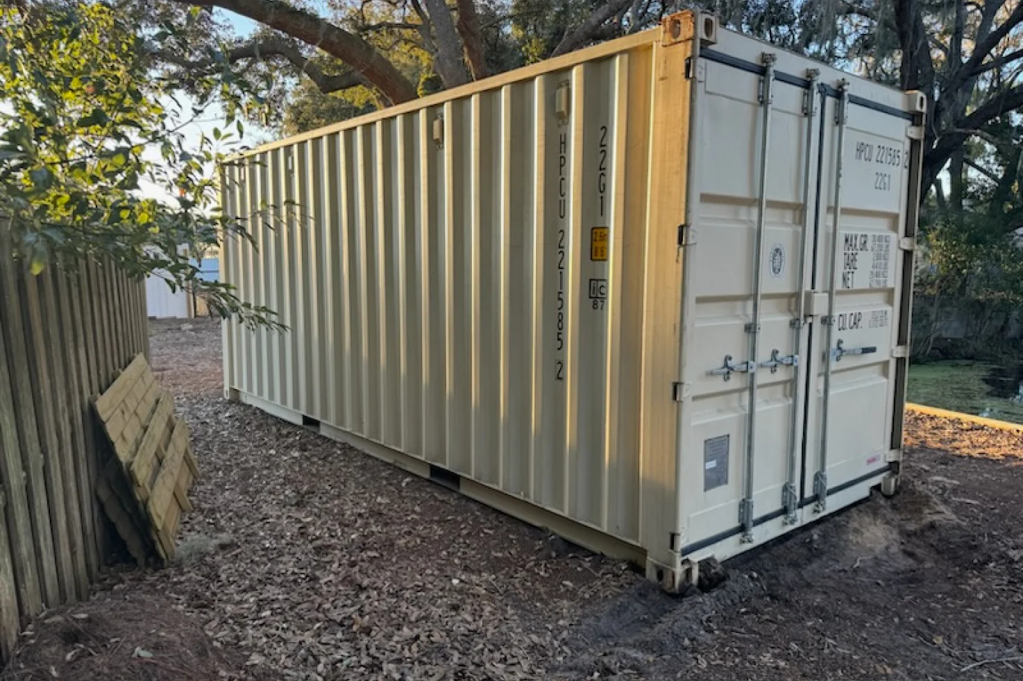 Exterior of a 20ft one trip shipping container