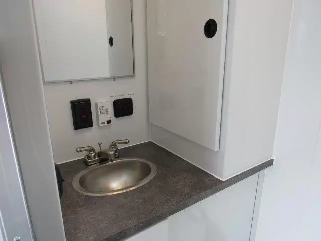 ATC 8.5 x 28 Aluminum Office Trailer Mobile Command Center - Image 4