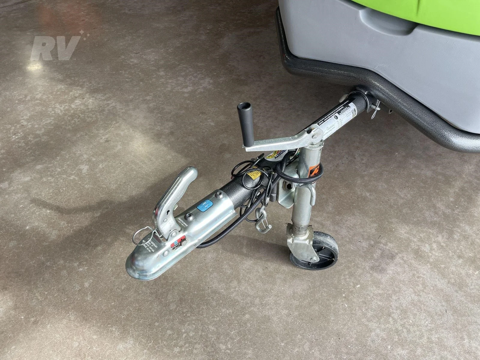 2017 SYLVAN SPORT GO - Image 3